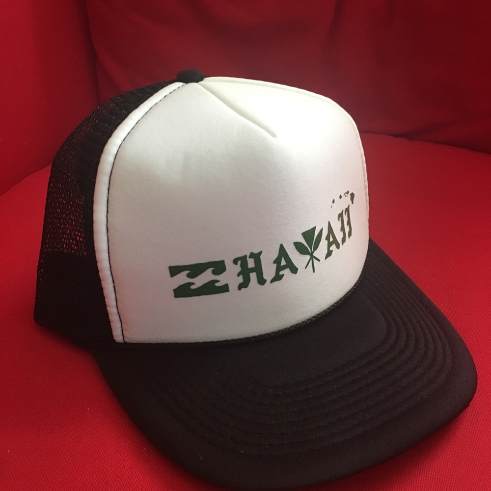 Billabong mesh trucker hat without tags